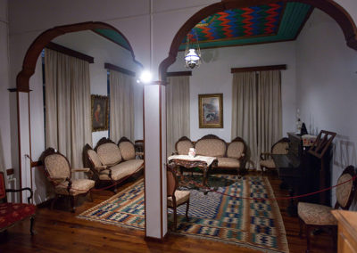 deksia-pteruga-astiko-laografiko-mouseio-ehm-7-codewild