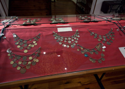 deksia-pteruga-isogeio-laografiko-mouseio-ehm-12-codewild