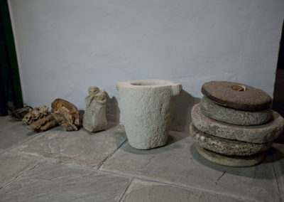 deksia-pteruga-paradosiaka-laografiko-mouseio-ehm-10-codewild