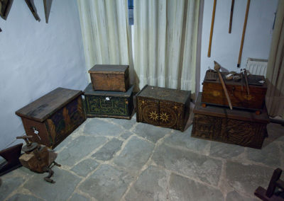 deksia-pteruga-paradosiaka-laografiko-mouseio-ehm-46-codewild