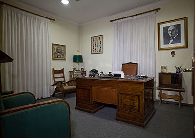 panw-orofos-grafeio-laografiko-mouseio-ehm-2-codewild