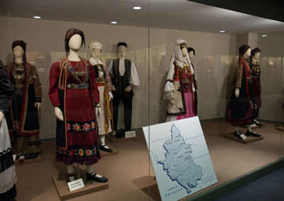 panw-orofos-stoles-laografiko-mouseio-ehm-41-codewild